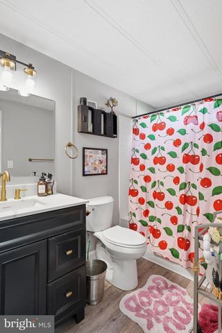 704 FALLON DR, Lancaster, PA 17601