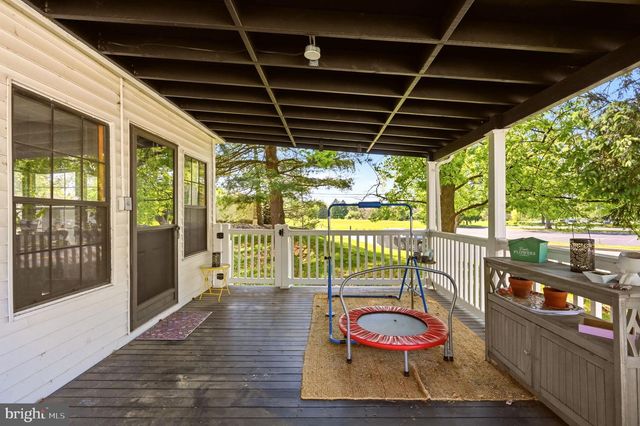 704 FALLON DR, Lancaster, PA 17601