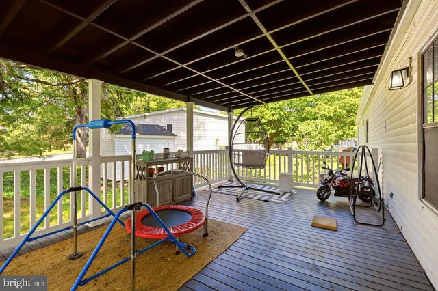 704 FALLON DR, Lancaster, PA 17601