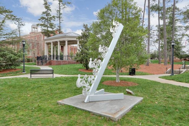 142 Brindle Lane, Alpharetta, GA 30009