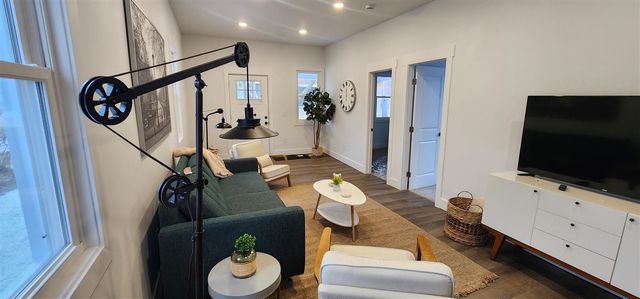 2102 Morton Avenue, Muskegon, MI 49441