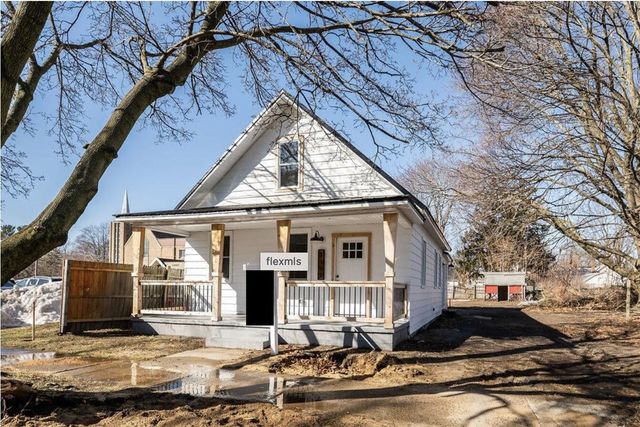 2102 Morton Avenue, Muskegon, MI 49441