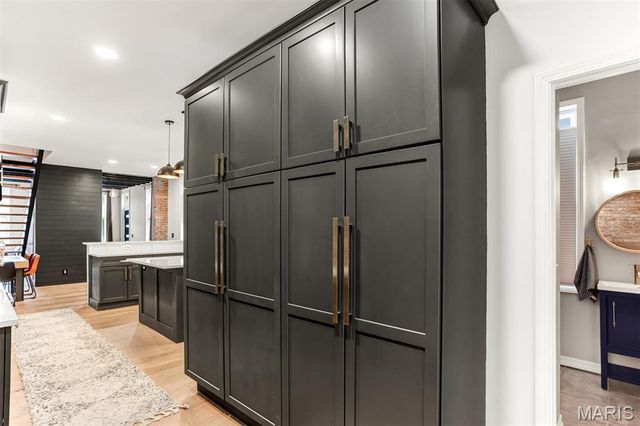 2853 S 18th Street, St Louis, MO 63118