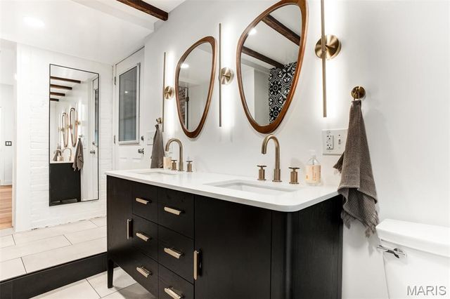 2853 S 18th Street, St Louis, MO 63118