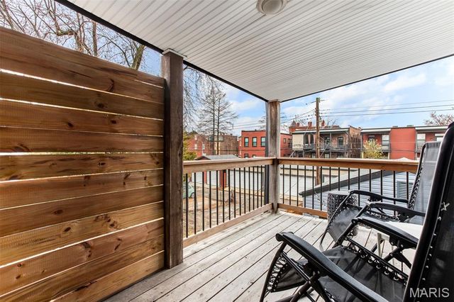 2853 S 18th Street, St Louis, MO 63118