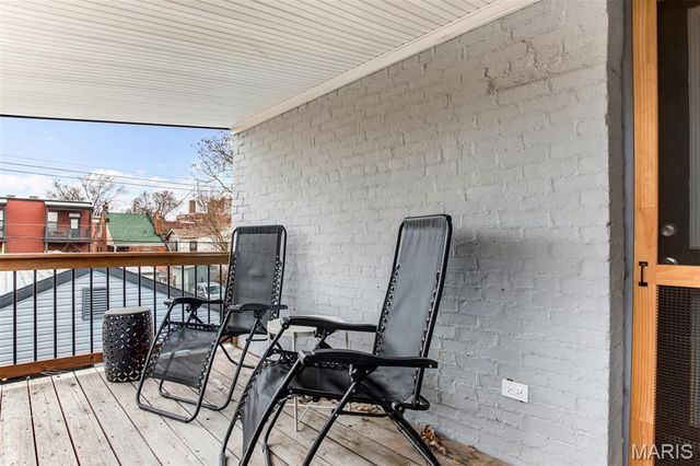 2853 S 18th Street, St Louis, MO 63118