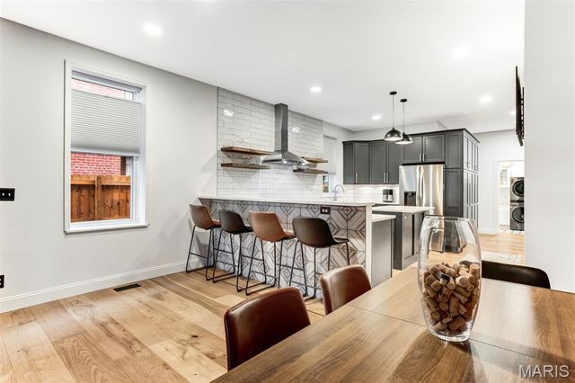 2853 S 18th Street, St Louis, MO 63118