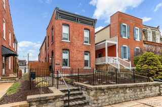 2853 S 18th Street, St Louis, MO 63118