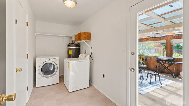 16203 SE Petrovitsky Road, Renton, WA 98058