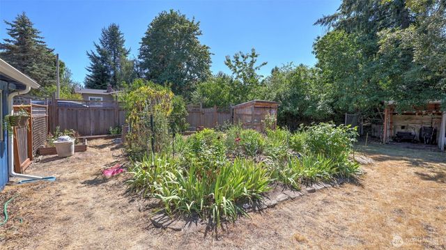 16203 SE Petrovitsky Road, Renton, WA 98058