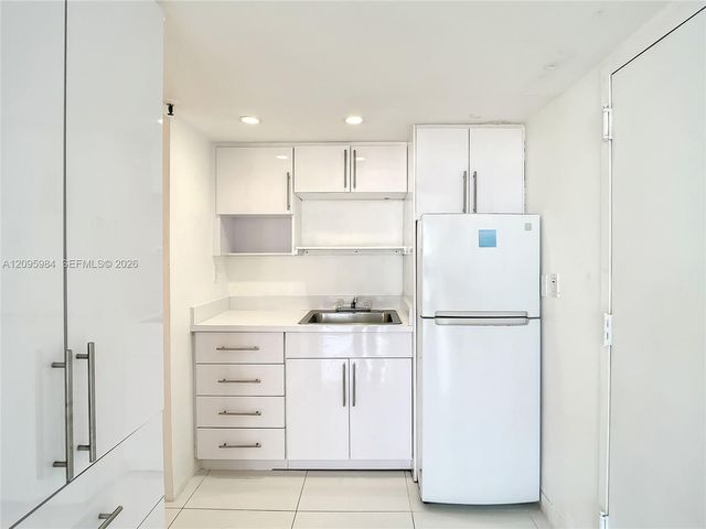 555 NE 15th Street 502, Miami, FL 33132