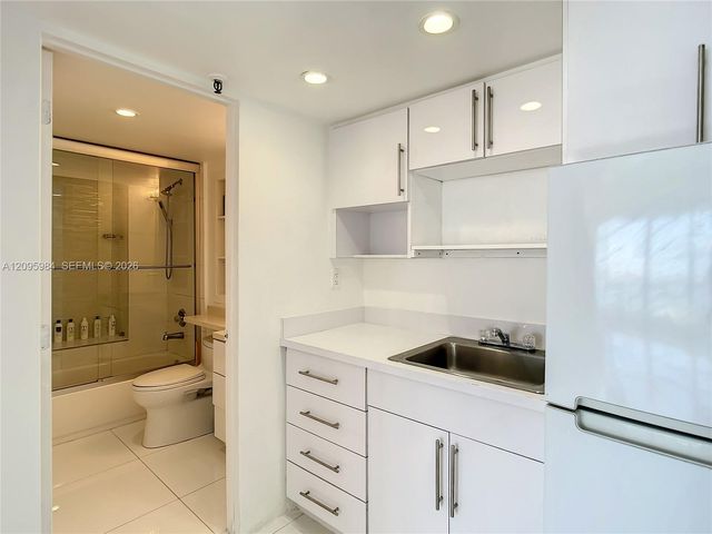 555 NE 15th Street 502, Miami, FL 33132