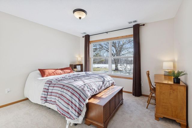 5780 Prairie Ridge Drive, Shoreview, MN 55126