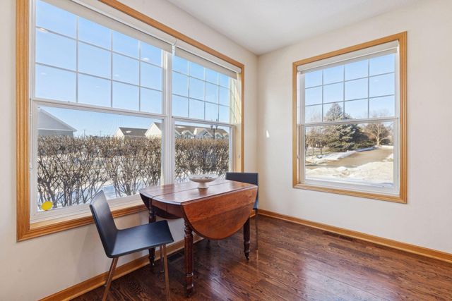 5780 Prairie Ridge Drive, Shoreview, MN 55126