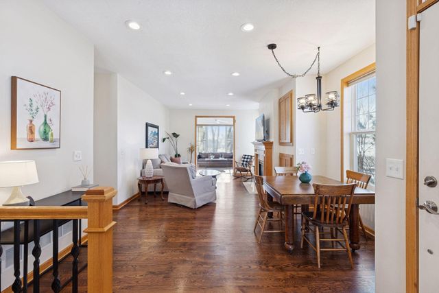 5780 Prairie Ridge Drive, Shoreview, MN 55126