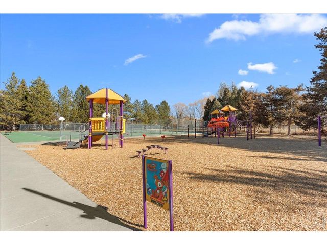 1489 E 6th St, Loveland, CO 80537