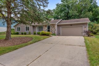 809 Crescent LANE, Hartland, WI 53029
