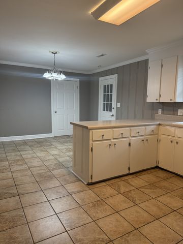 1400 Union St, Shelbyville, TN 37160