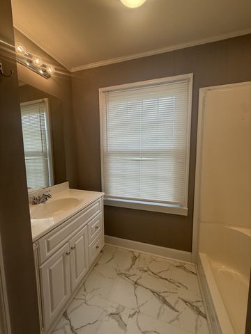 1400 Union St, Shelbyville, TN 37160