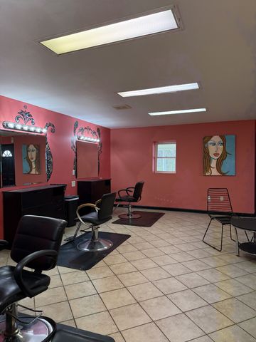 1400 Union St, Shelbyville, TN 37160