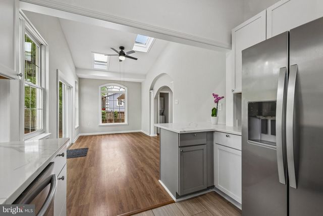13811 GREENWOOD DR, Woodbridge, VA 22193