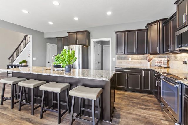 W229N4328 Baker COURT, Pewaukee, WI 53072