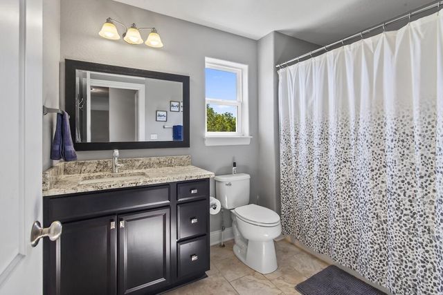 W229N4328 Baker COURT, Pewaukee, WI 53072