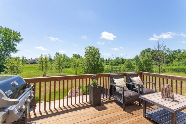 W229N4328 Baker COURT, Pewaukee, WI 53072