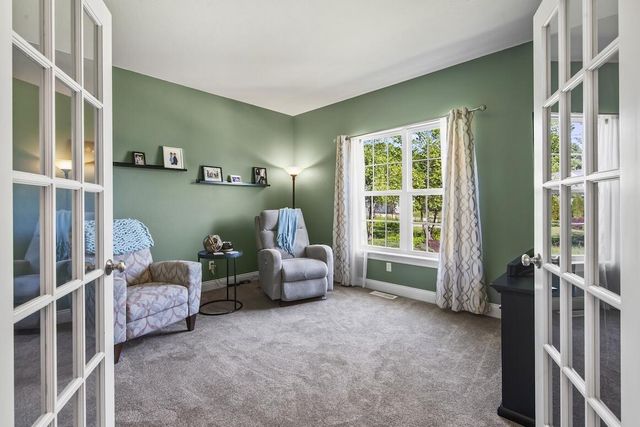 W229N4328 Baker COURT, Pewaukee, WI 53072