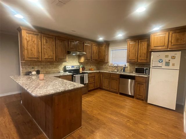 584 State Highway 16 N, Graham, TX 76450