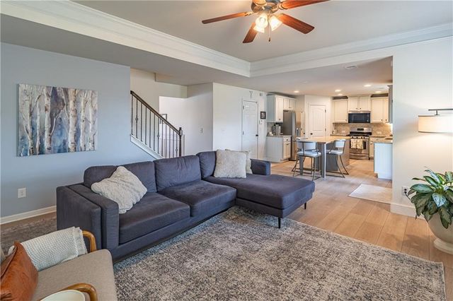 5703 Shore Isle Court, Flowery Branch, GA 30542