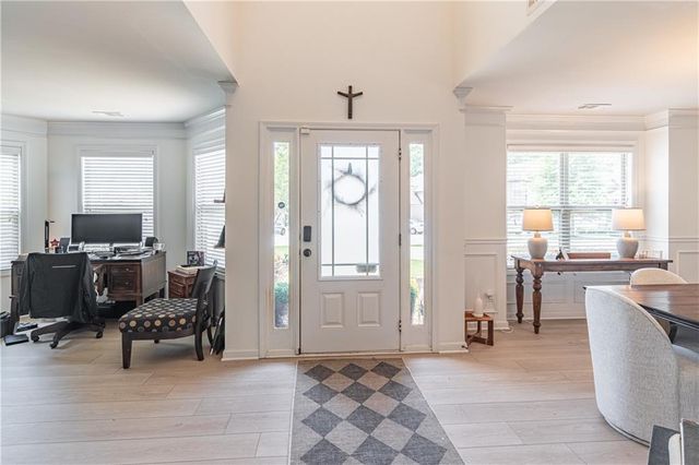 5703 Shore Isle Court, Flowery Branch, GA 30542