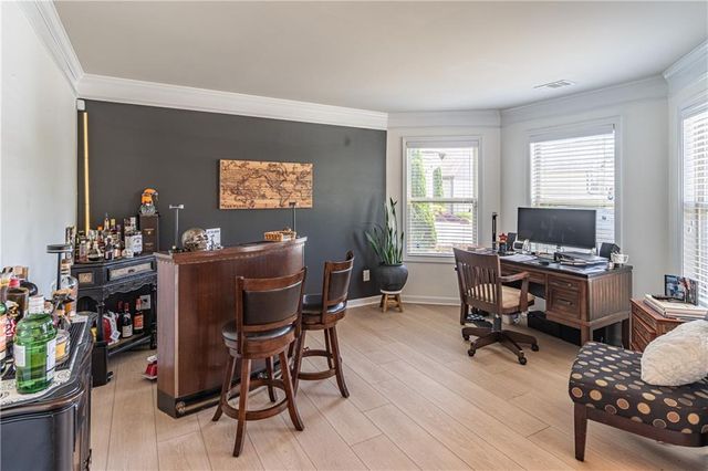 5703 Shore Isle Court, Flowery Branch, GA 30542