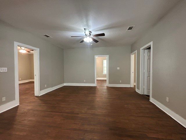 925 W Nelson Street, Denison, TX 75020