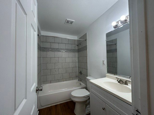 925 W Nelson Street, Denison, TX 75020