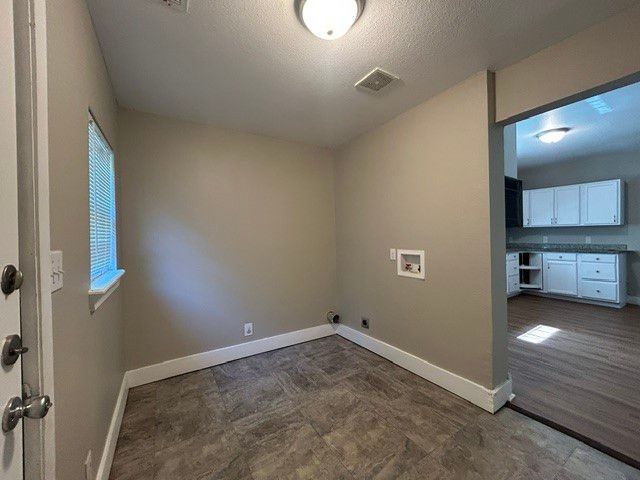 925 W Nelson Street, Denison, TX 75020