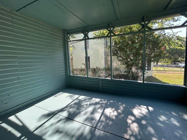 925 W Nelson Street, Denison, TX 75020