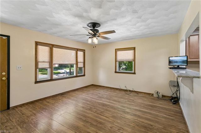 601 Bond AVE, Chesapeake, VA 23323
