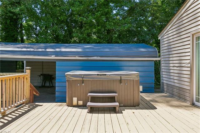 601 Bond AVE, Chesapeake, VA 23323