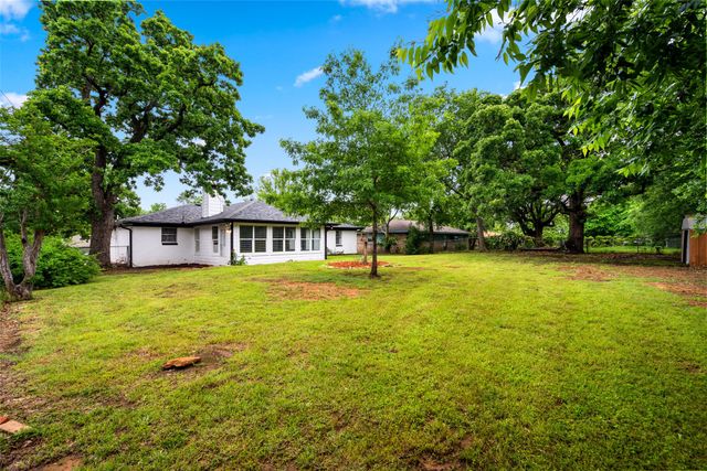 2001 Brenda Avenue, Denison, TX 75020
