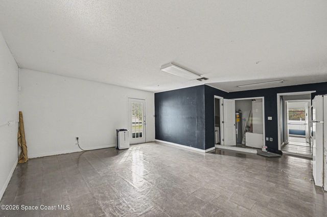 796 Emerson Drive NE, Palm Bay, FL 32907