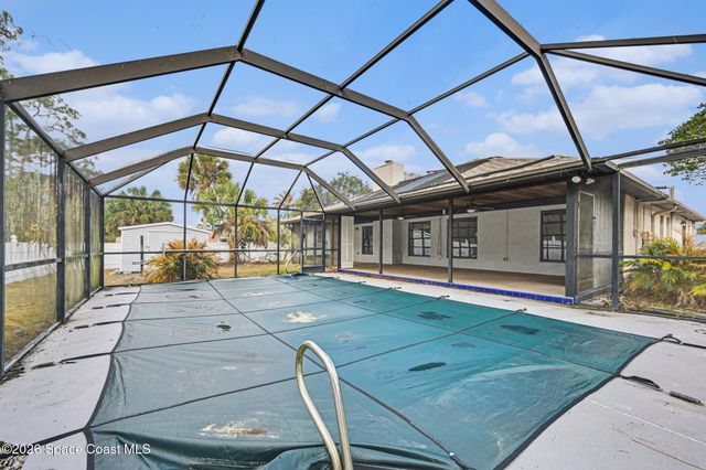 796 Emerson Drive NE, Palm Bay, FL 32907