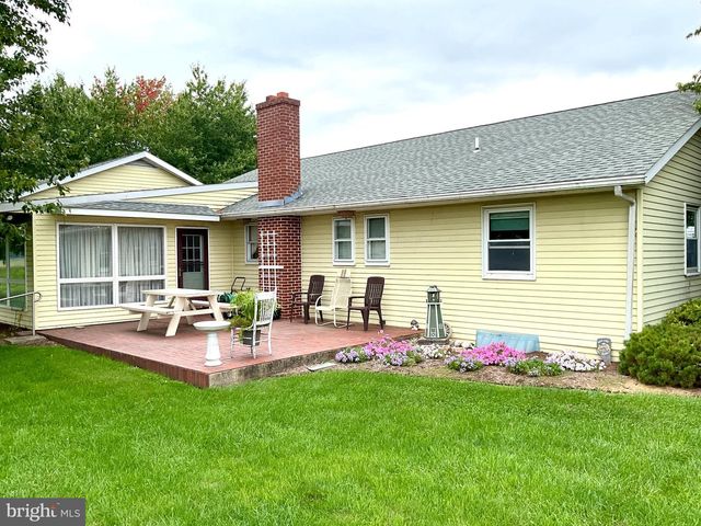 1127 LANDISVILLE RD, Manheim, PA 17545