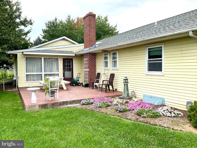 1127 LANDISVILLE RD, Manheim, PA 17545