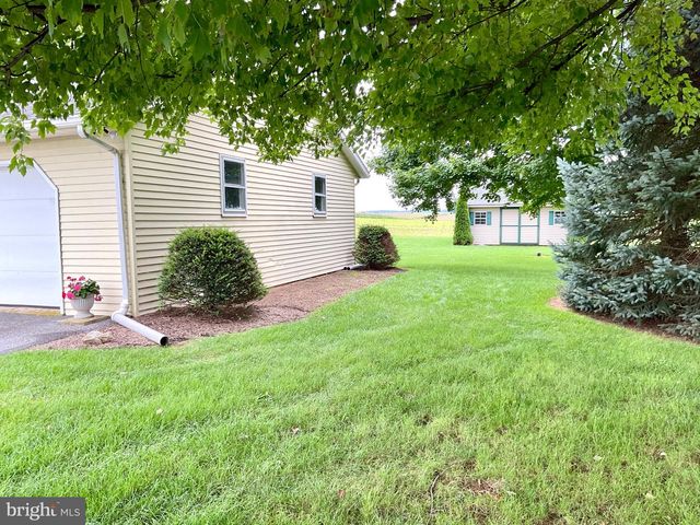 1127 LANDISVILLE RD, Manheim, PA 17545