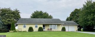 1127 LANDISVILLE RD, Manheim, PA 17545