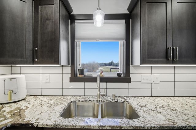 1300 18th Drive NE, Austin, MN 55912