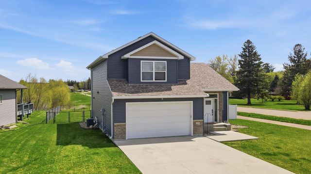 1300 18th Drive NE, Austin, MN 55912