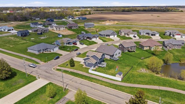 1300 18th Drive NE, Austin, MN 55912