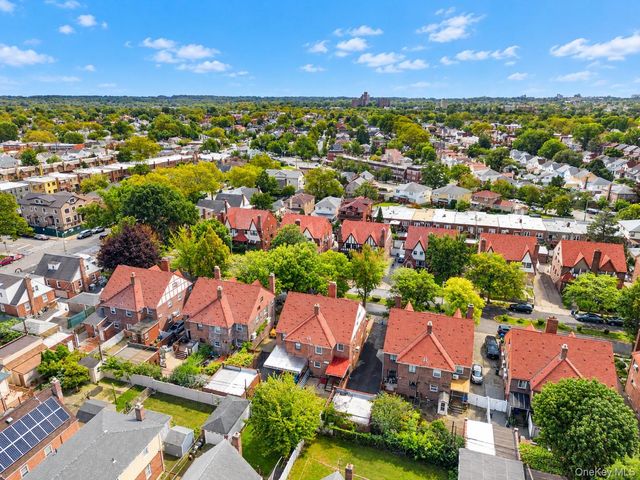 189-33 46th Avenue, Flushing, NY 11358